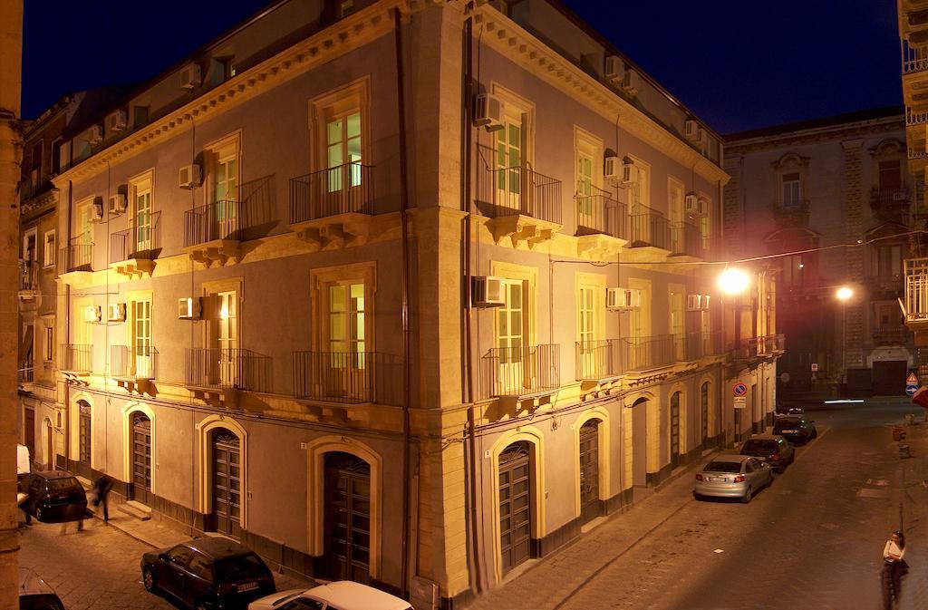 Politi Aparthotel Catania Exterior photo